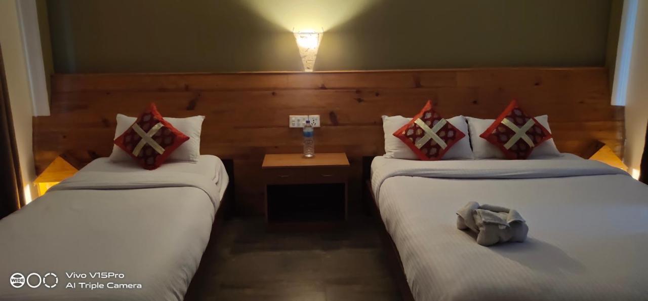 Hotel Hornbill 사우라하 외부 사진
