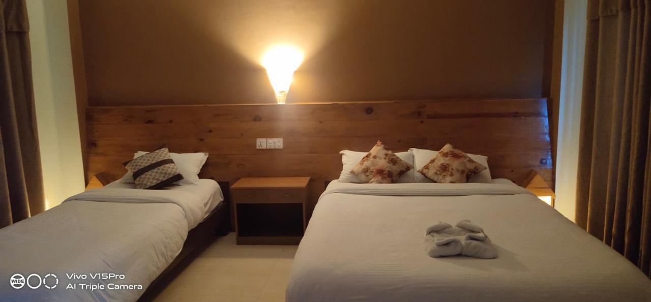 Hotel Hornbill 사우라하 외부 사진