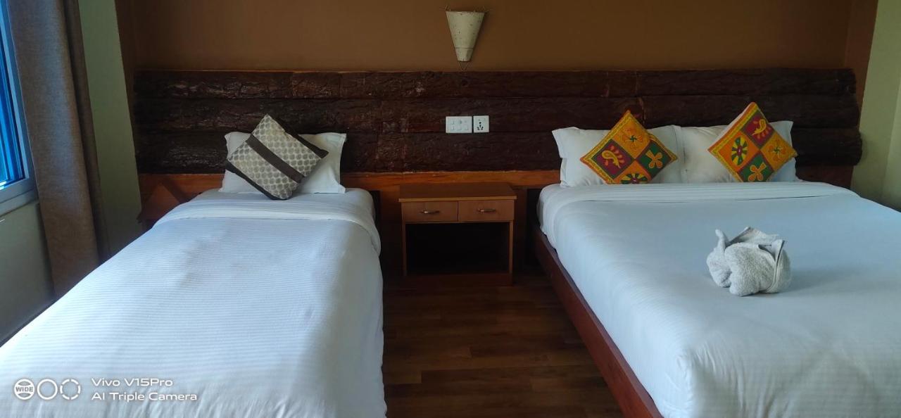 Hotel Hornbill 사우라하 외부 사진